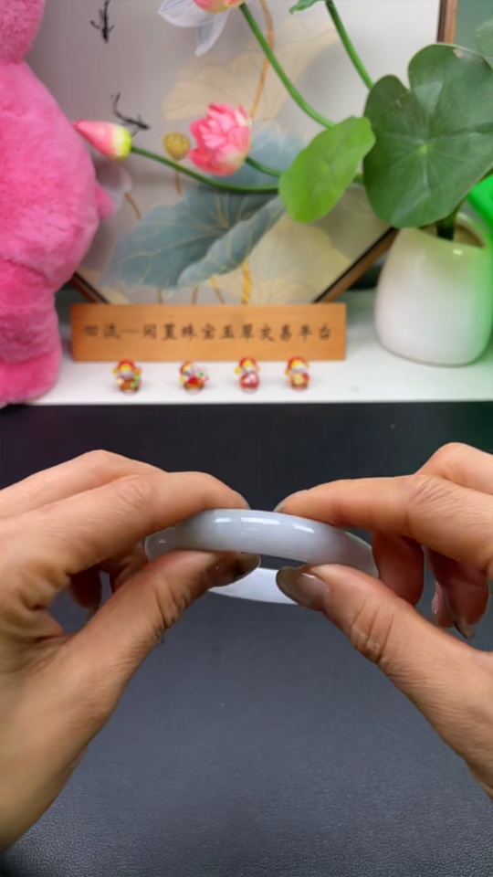 F24812785 Jadeite Round Bangle Size 58.8 Total Weight Approx. 53.8g