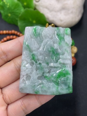 F46551054 翡翠挂件山水牌 货品总约重 含链56g 配链非A 非金