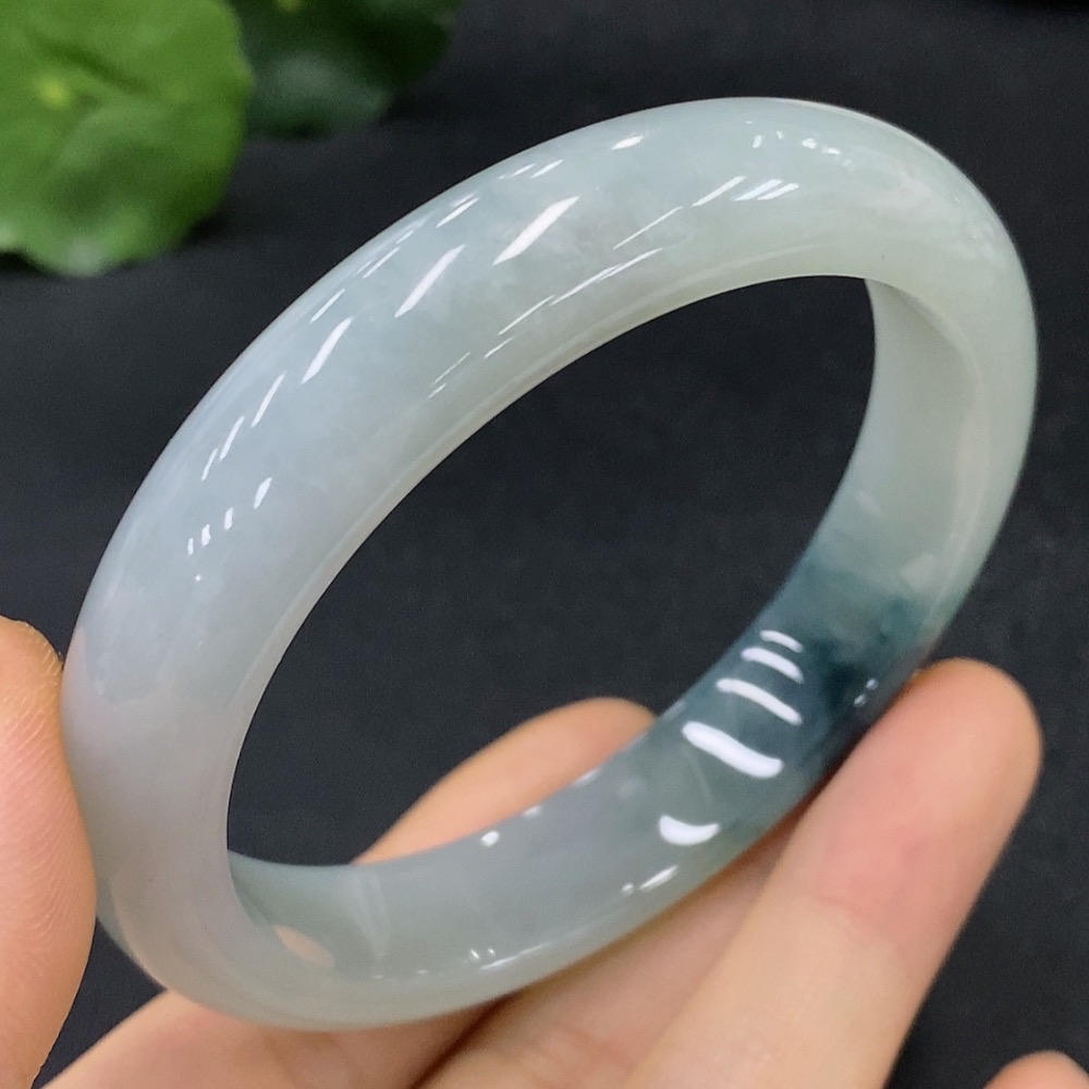 F19145325 Jadeite Round Bangle Size 57.3 Total Weight 54.462g