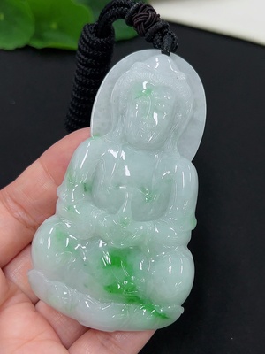F46546284 翡翠观音挂件 货品总重约65.4g