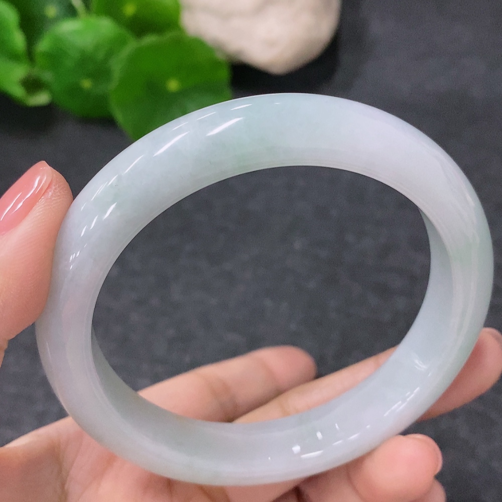 F34997882 Jadeite Regular Bangle Size 57.5mm Total Weight Approx. 57.35g with Breakage/Damage