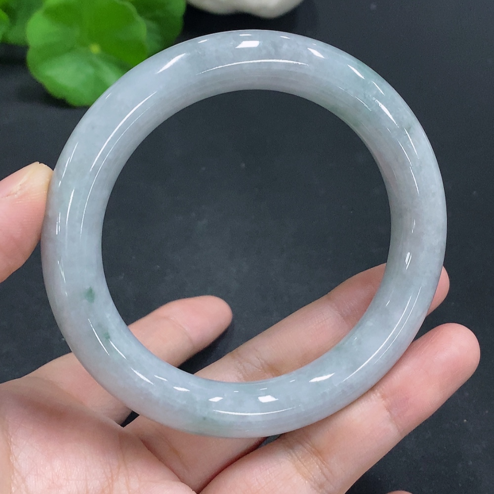 F30569674 Jadeite Round Bangle Bracelet, Inner Diameter 57.2, Total Weight Approx. 65.5g