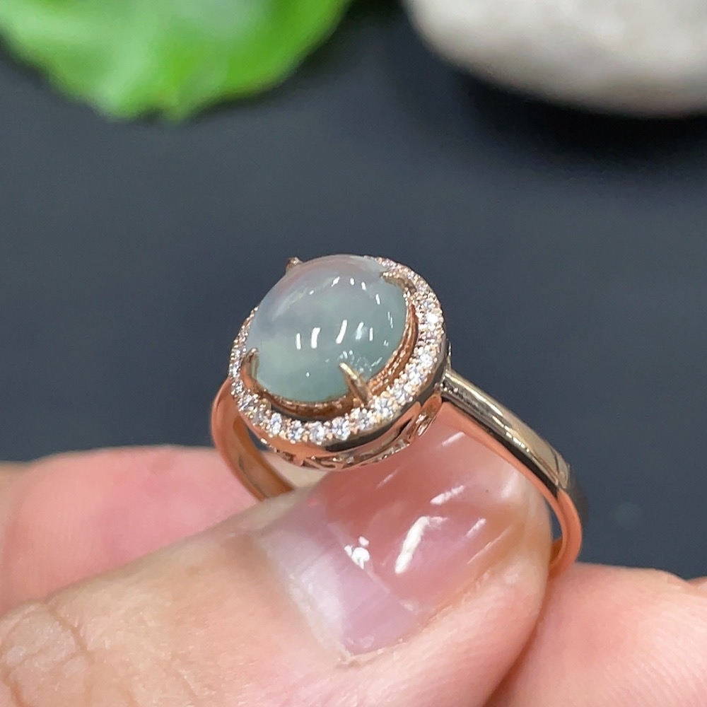 F20283843 Jadeite Cabochon Ring with 18K Gold Setting, Size 12, Total Weight Approx. 1.69g