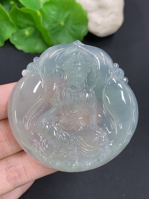 F46555096 翡翠观音挂件 货品总重量约41.8克