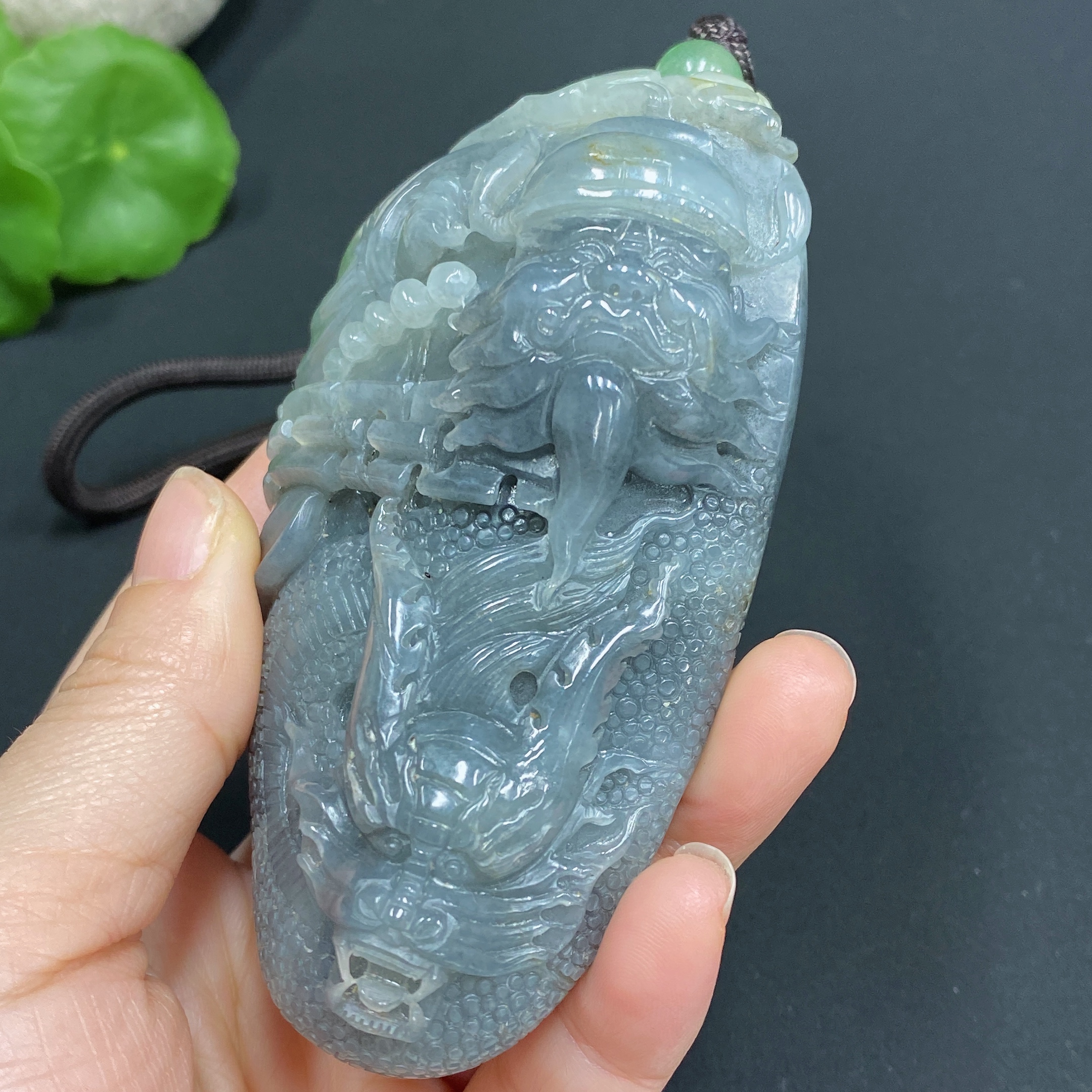 H26978667 Hetian Jade Handheld Piece - Zhong Kui