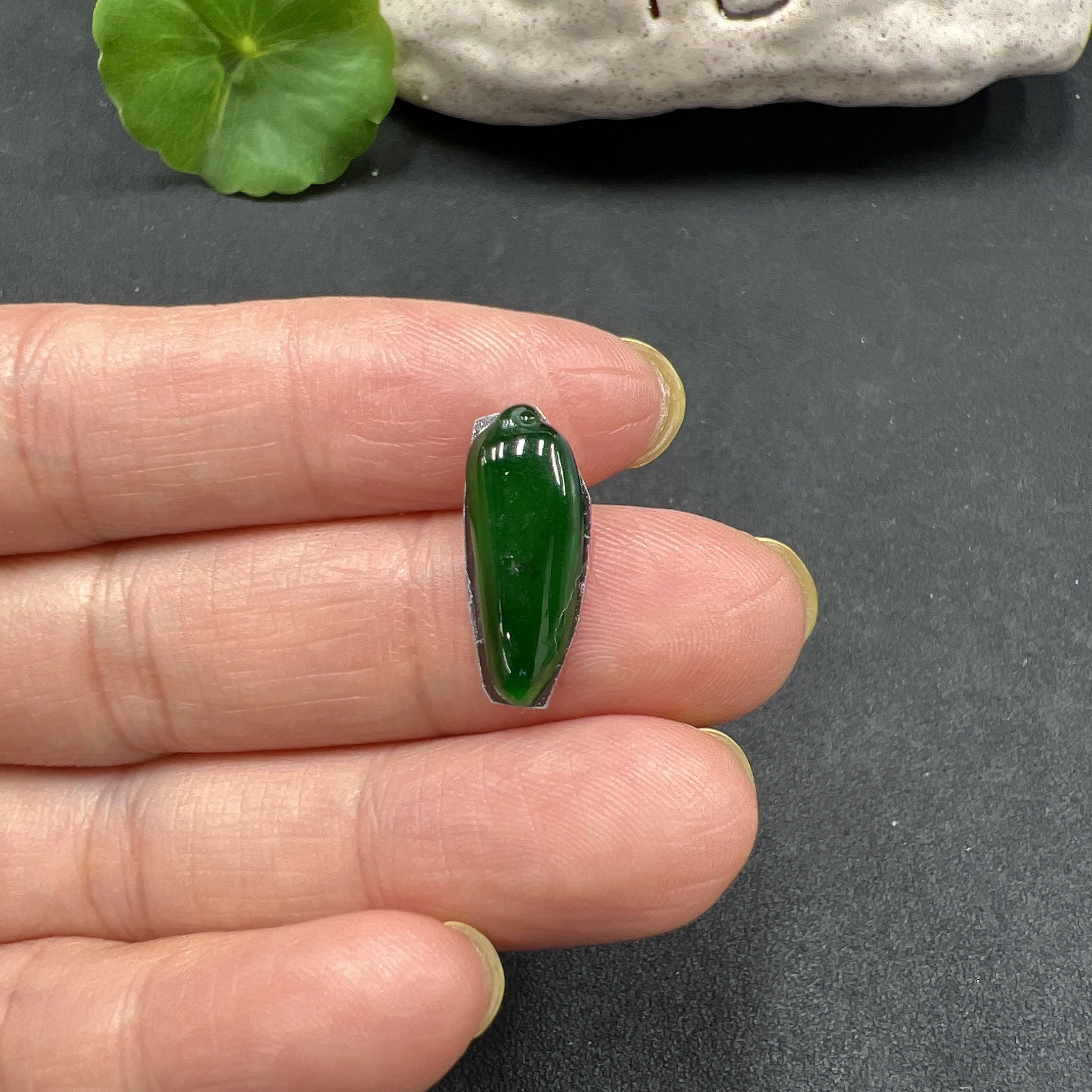 F12289511 Jadeite Auspicious Gourd Inlay Piece