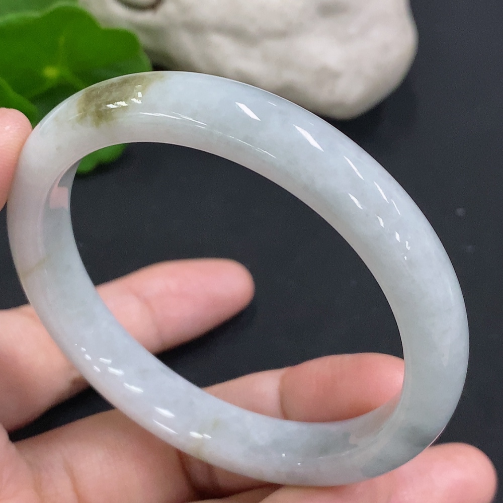 F35107210 Jadeite Round Bangle Size 52.9 Total Weight Approx. 35.6g