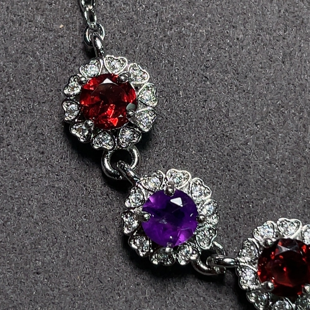 C29383947 Garnet Bracelet with Crystal, Non-Gold Setting, Total Weight Approx. 4.2g, Stone Size 4.5mm