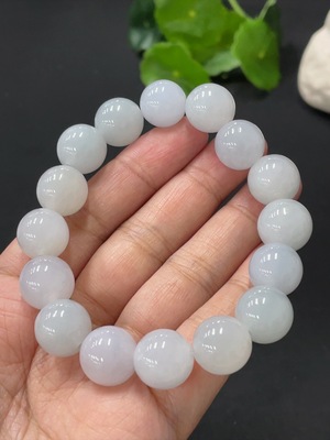 F30449621 Jadeite bead bracelet approx. 13.1mm with total weight about 62.1g