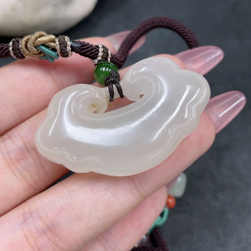 H33897385 Hetian Jade Pendant Ruyi