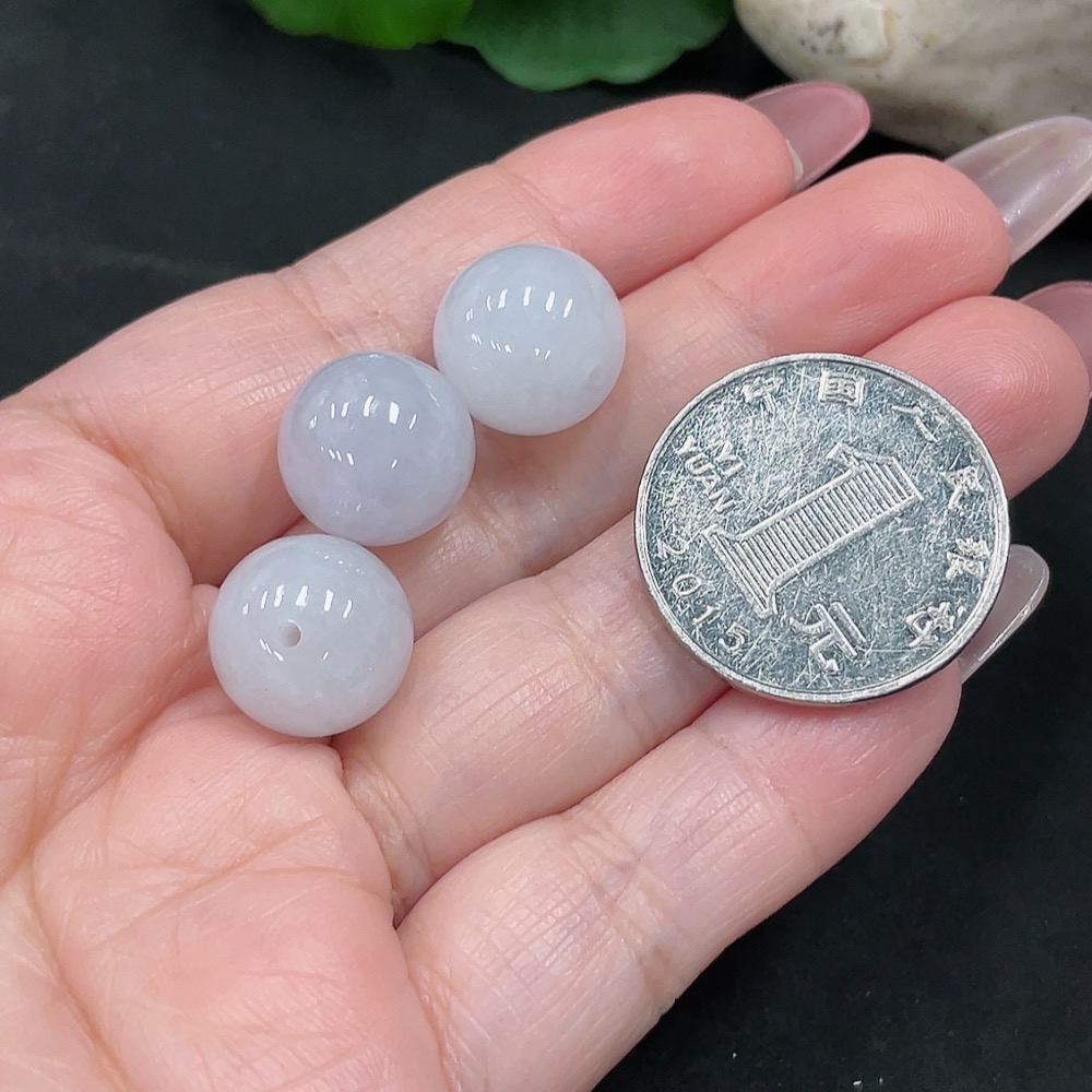 F34032871 Jadeite Beads Sell as a Lot