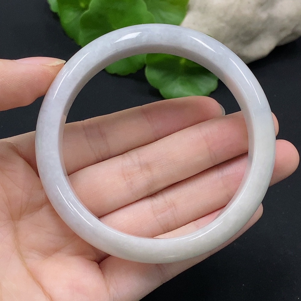 F33926888 Jadeite Round Bangle Size 58.6 Total Weight Approx. 58g