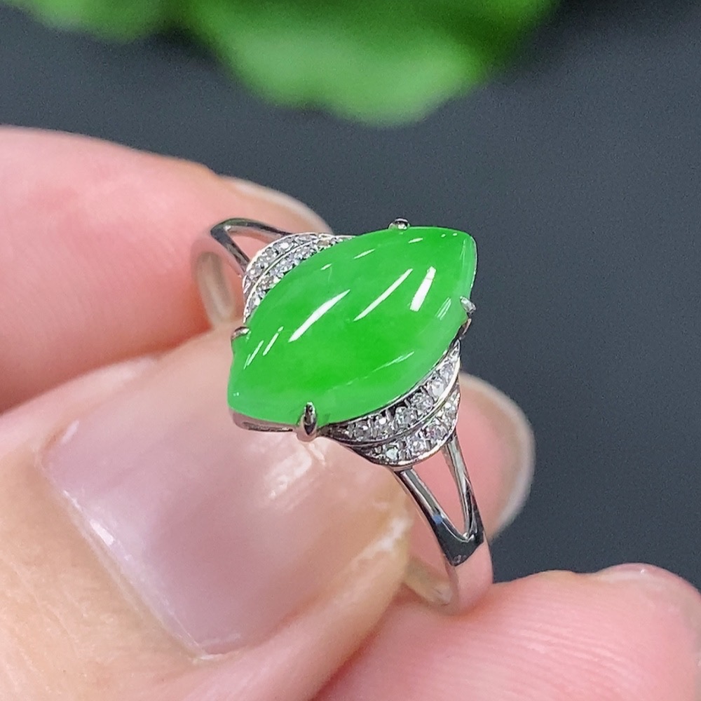 F20303532 Jadeite Cabochon Ring 18k Gold Total Weight Approx. 1.4g Size 16