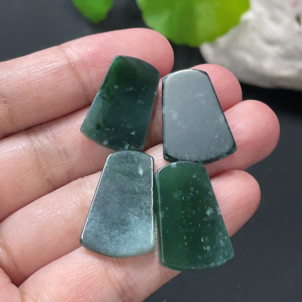 F34978692 Jadeite Plain Pendant Inlay