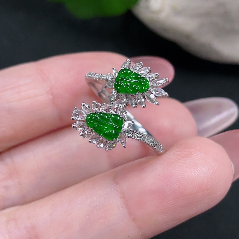 F34033228 Jadeite inlaid ring 18k with diamond size 15 total weight about 3.42g