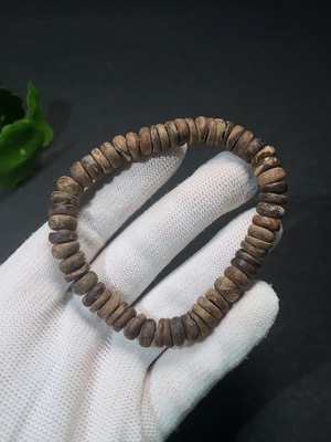 W34988785 Agarwood Bead Bracelet, Total Weight Approx. 10.8g, Bead Size 8.8mm