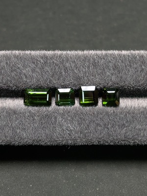 C30475424 Tourmaline Rough Stone Total Weight Approx. 9.50 Carats Wholesale Lot