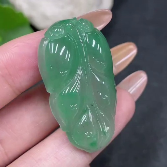 H32798353 Dulong Jade