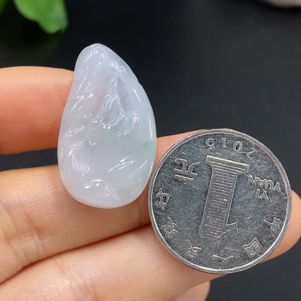 F22437448 Jadeite Formless Guanyin Pendant Total Weight 4.633g