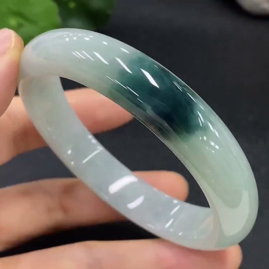 F19145325 Jadeite Round Bangle Size 57.3 Total Weight 54.462g