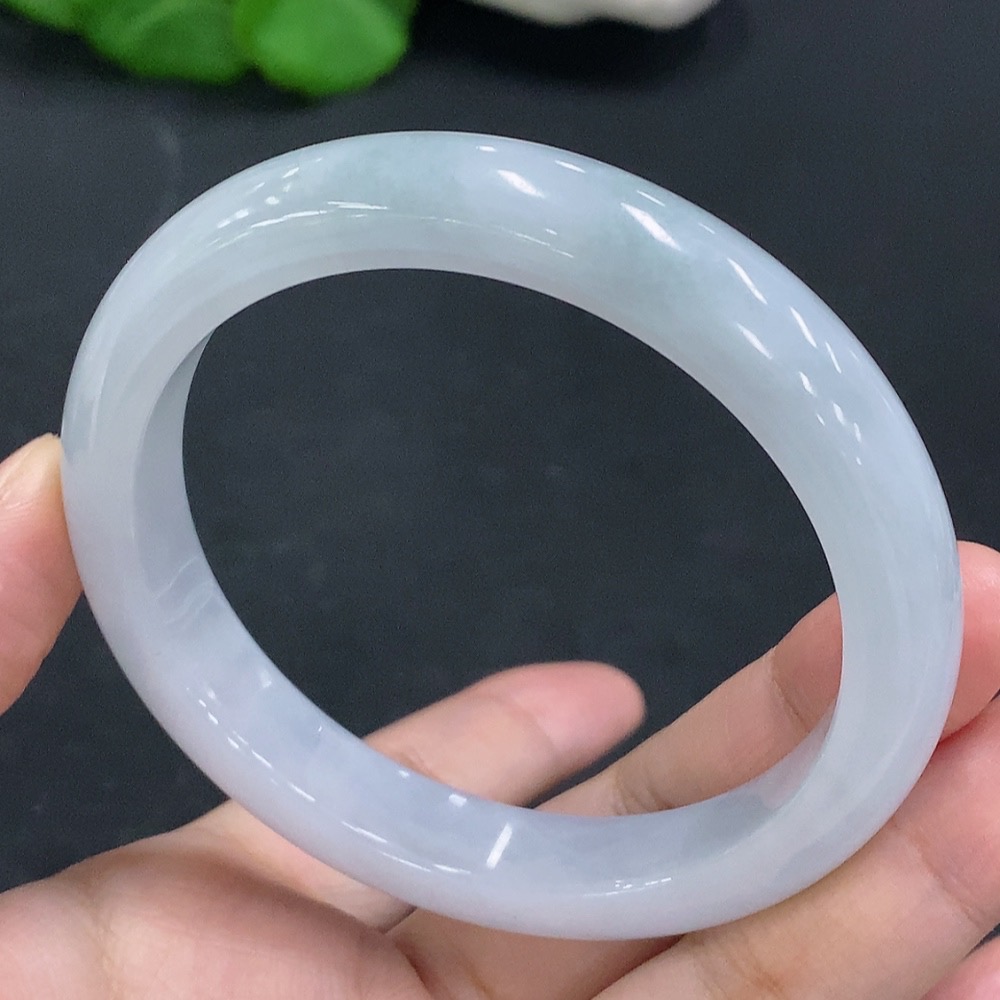 F24812785 Jadeite Round Bangle Size 58.8 Total Weight Approx. 53.8g