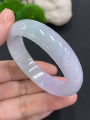 F33857525 Jadeite Concubine Bracelet Size 50/44.6 Total Weight Approx. 39.6g