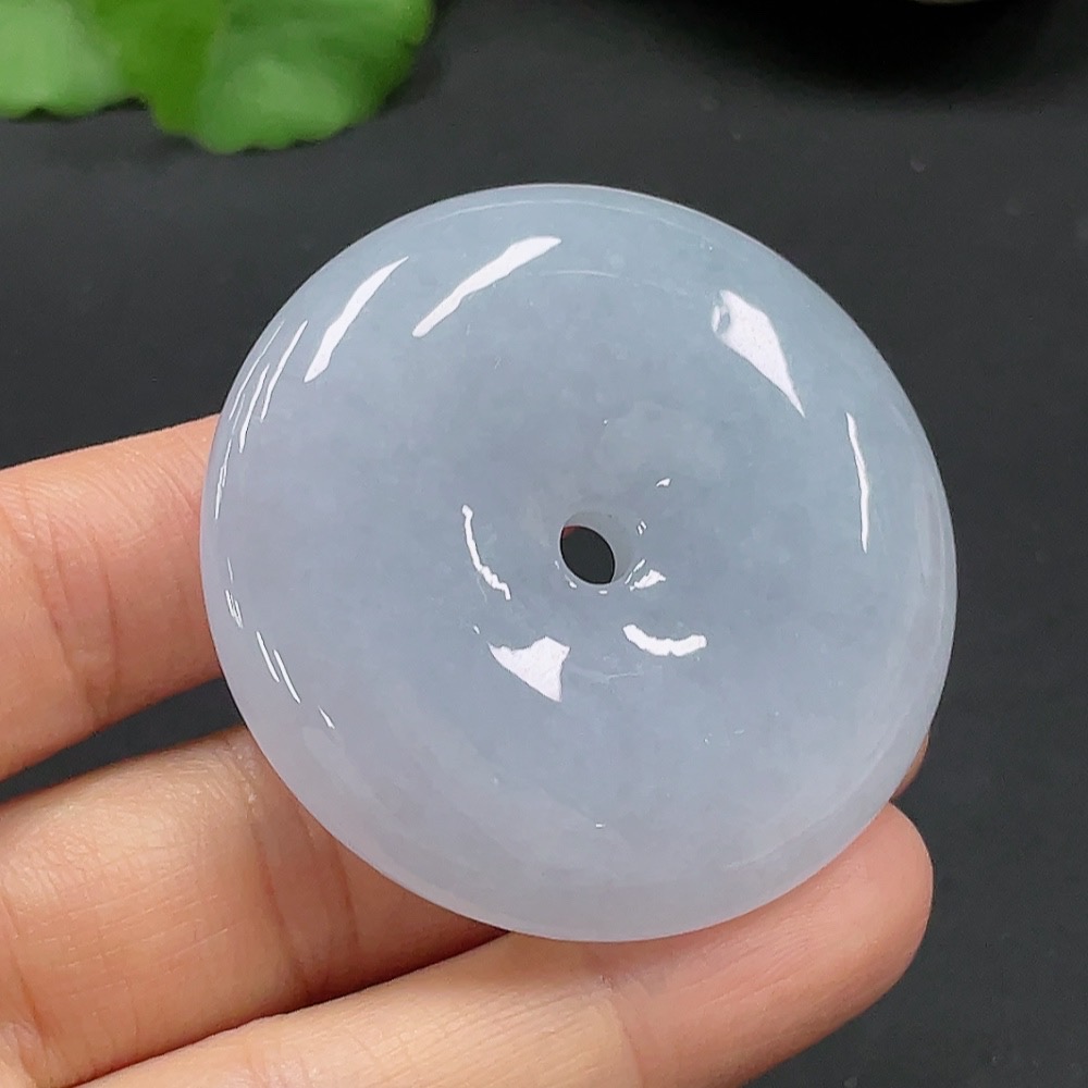 F25928270 Jadeite Peace Pendant, Total Weight Approx. 51.35g