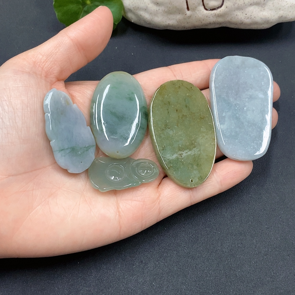 F12376412 Jadeite Pendant