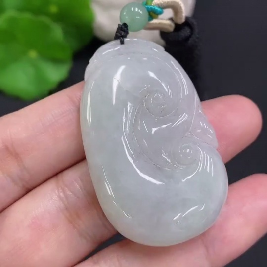 F32741167 JadeiteRuyi Pendant with Non-Grade A Beads