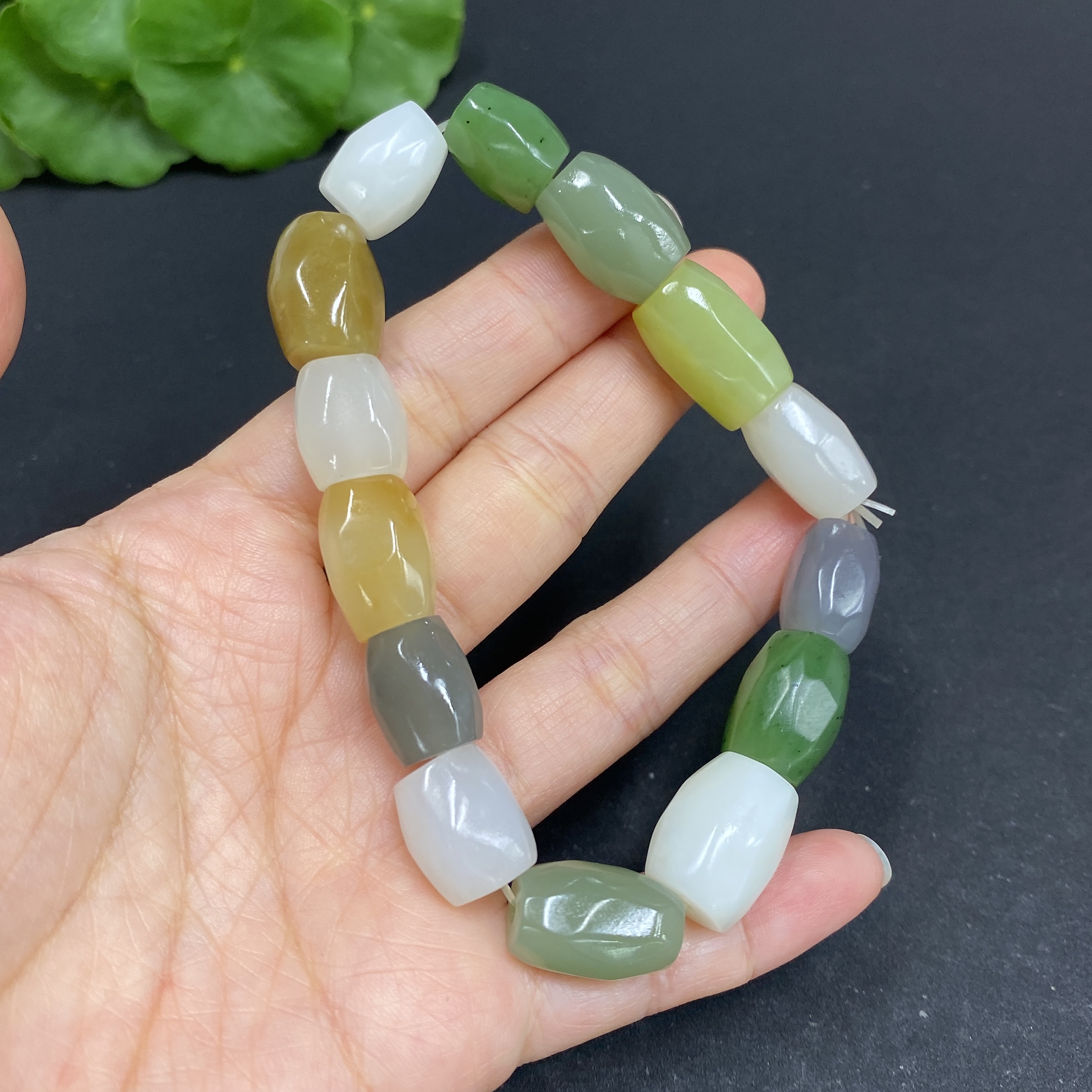 H33939788 Hetian Jade Bracelet Total Weight Approx. 46.6g