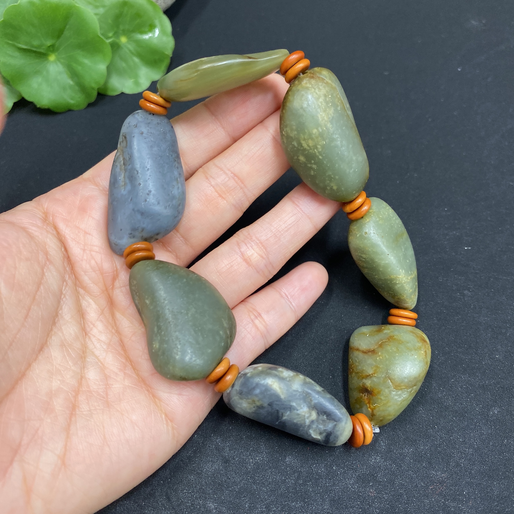 H31693990 Hetian Jade Bracelet, Undetermined Skin Color Origin, Non-Hetian Jade Beads Included, Contains Other Mineral Components, Total Weight Approx. 88.2g