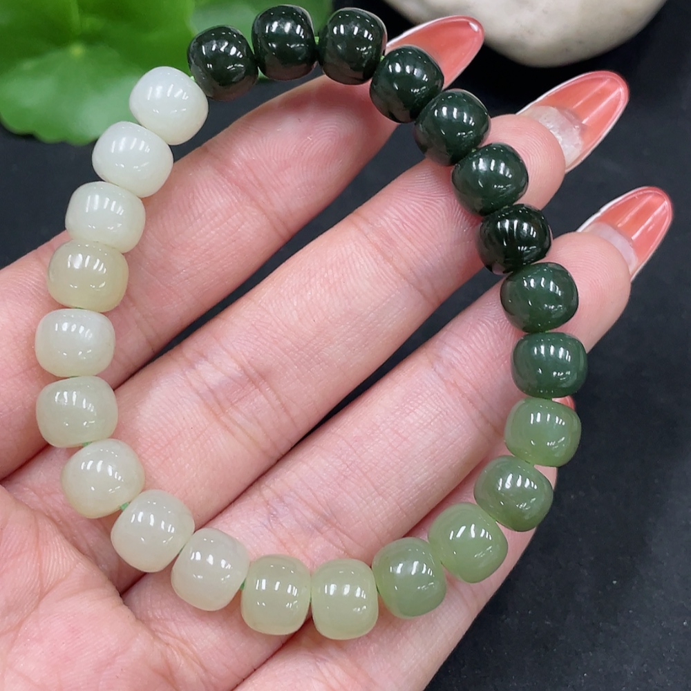 H35085070 Hetian Jade Bracelet Approx. 7.8mm Total Weight Approx. 20.2g