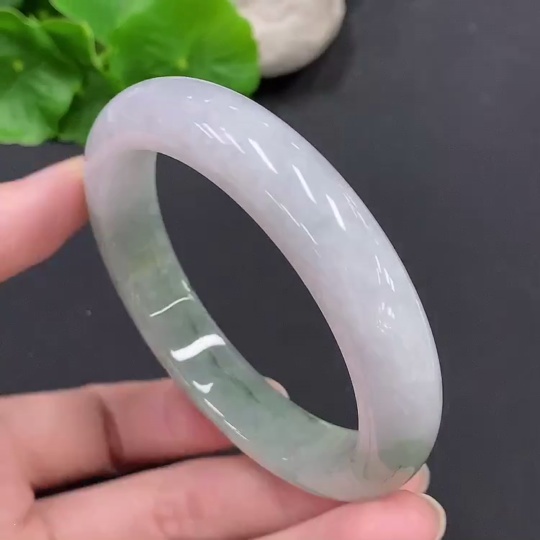 F23562867 Jadeite Round Bracelet Size 57 Total Weight 55.938g