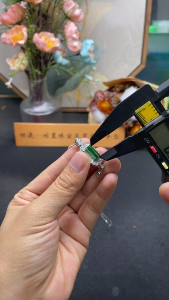 F30563426 Jadeite Inlaid Pendant Non-Gold Total Weight Approx. 6.9g (Incl. Chain)