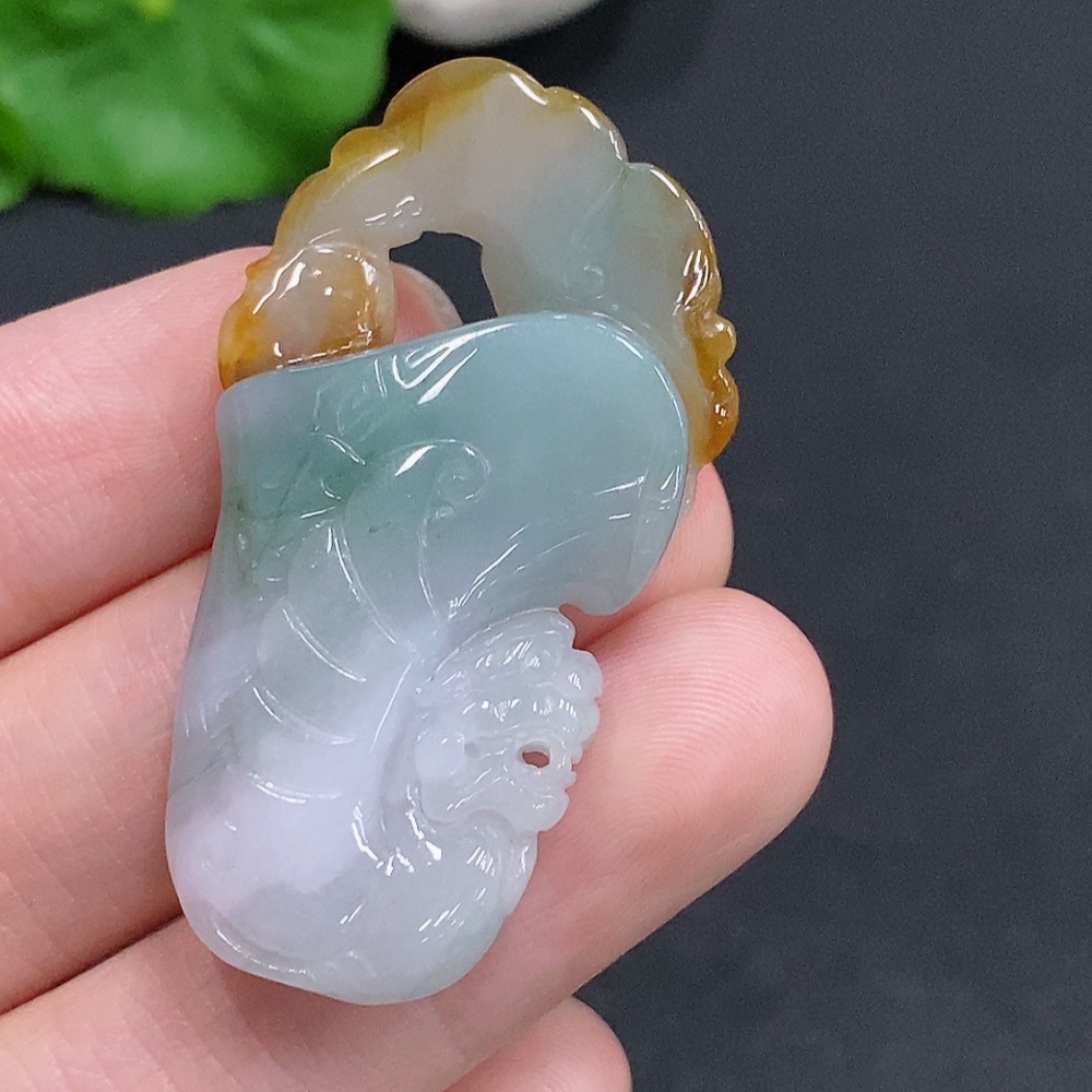 F30457685 Jadeite "Blessing Before Your Eyes" Pendant