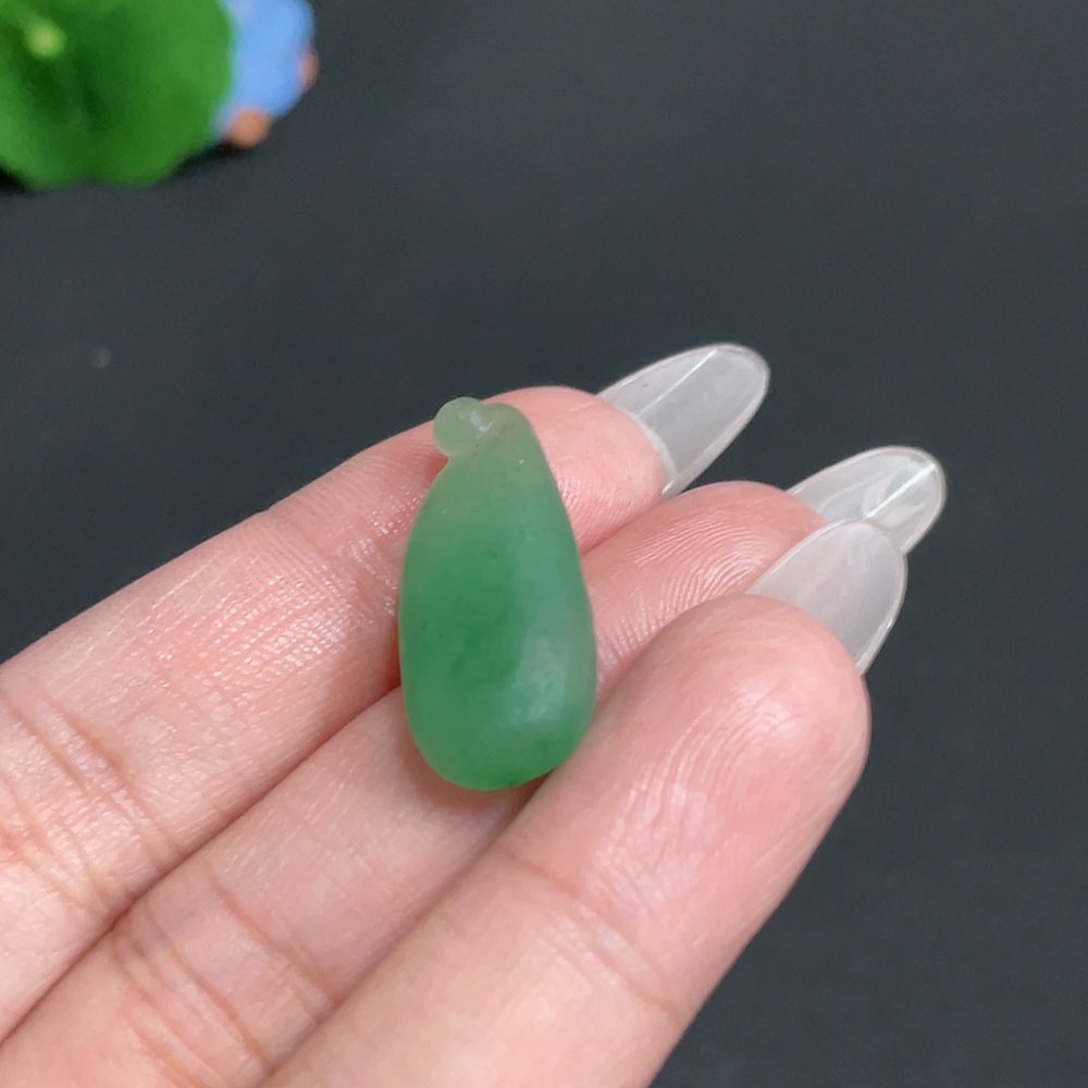 H27082444 African Emerald (Dulong Jade)