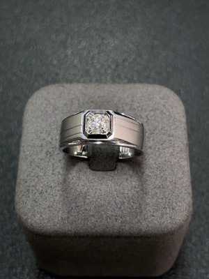 M42045153 钻石戒指 pt950 货品总重约10.39克 圈口20 印记D0.188ct
