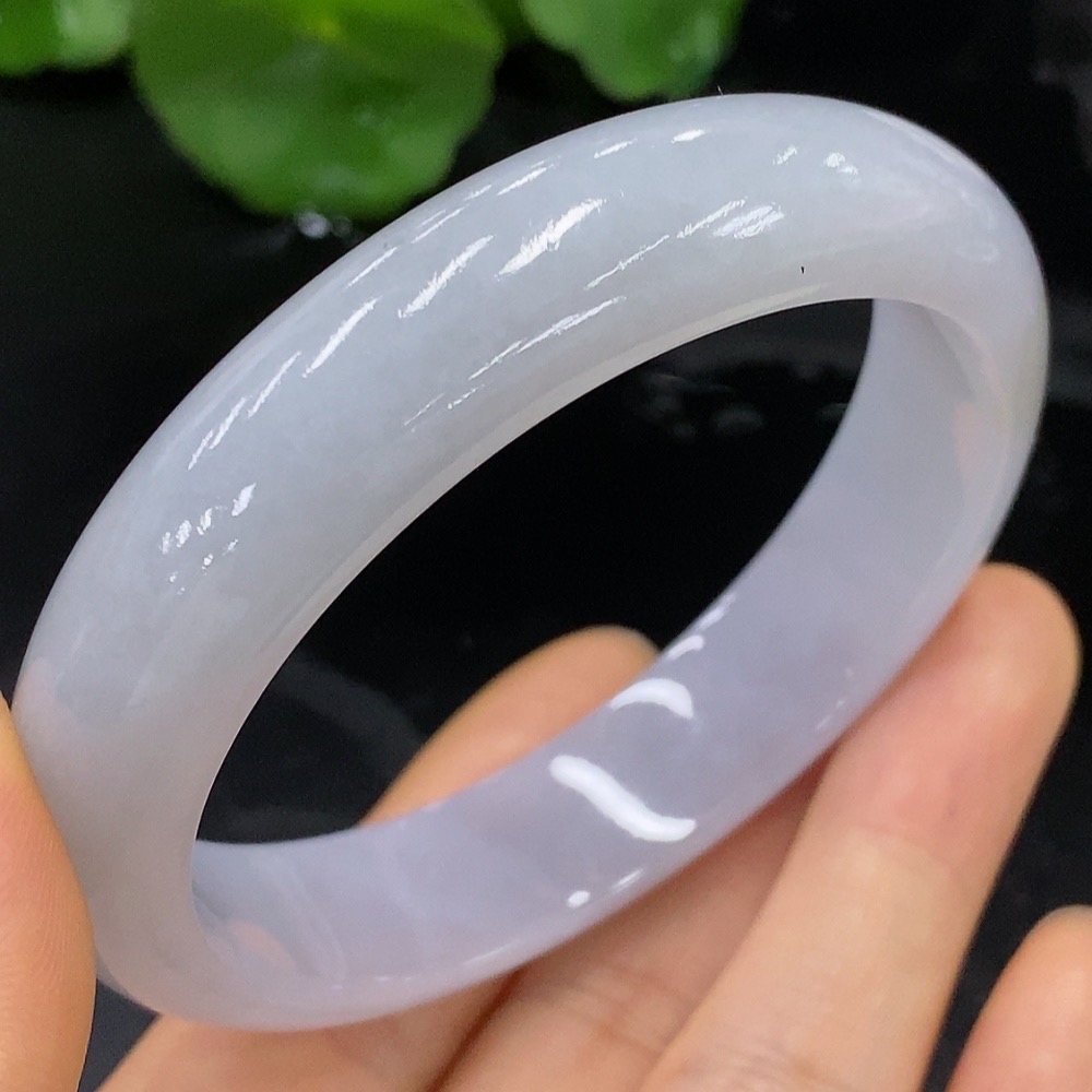 F24821571 Jadeite Round Bracelet 58.9 Inner Diameter Approx. 58.55g Total Weight