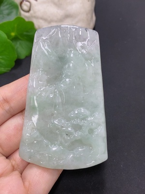 F41927065 翡翠山水牌挂件 货品总重约44.3克