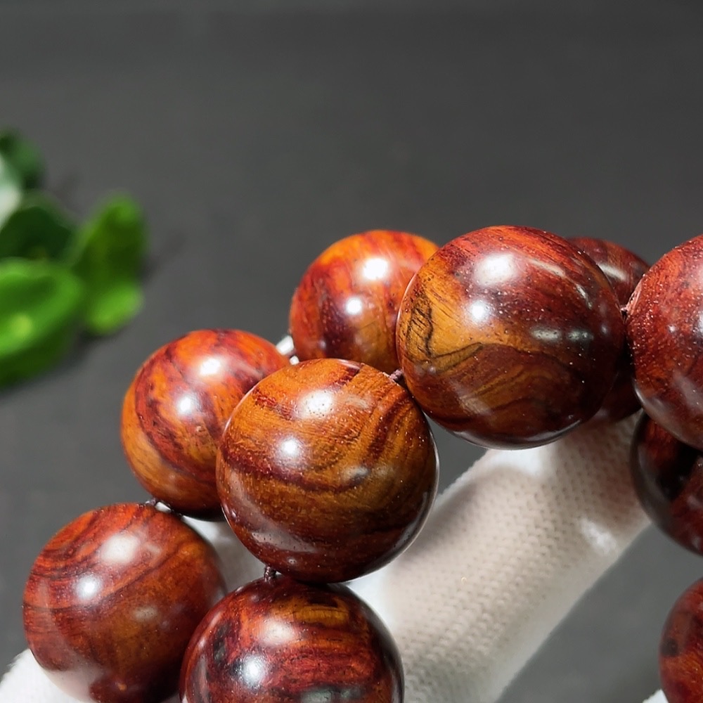 W34987705 Huanghuali Long Strand, Total Weight Approx. 66.7g, Size ~19.8mm