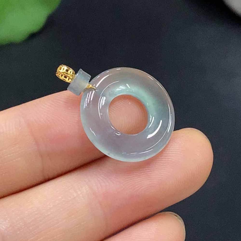 F28305917 Jadeite Donut Pendant 18k Total Weight Approx.1.72g