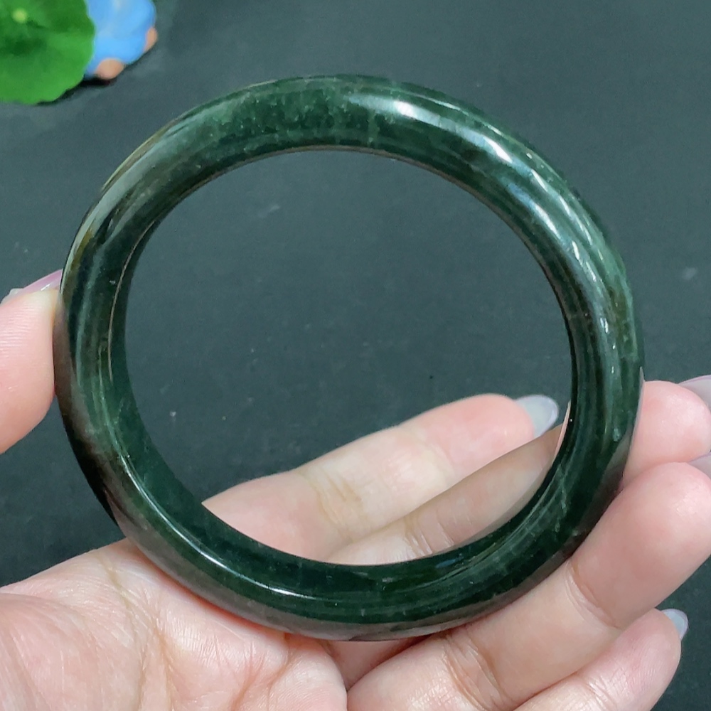 H33847373 Hetian Jade Round Bracelet, Loop Size 63.7, Total Weight Approx. 65.3g