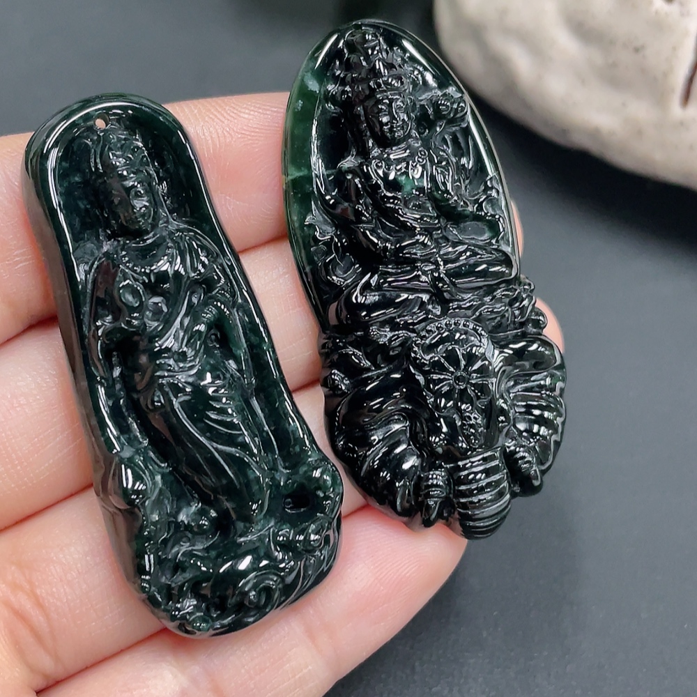 F19151881 Jadeite Pendant Guanyin Sell as a Lot