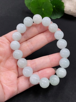 F31626800 Jadeite Bracelet, approximately 11mm, total weight about 40.3g