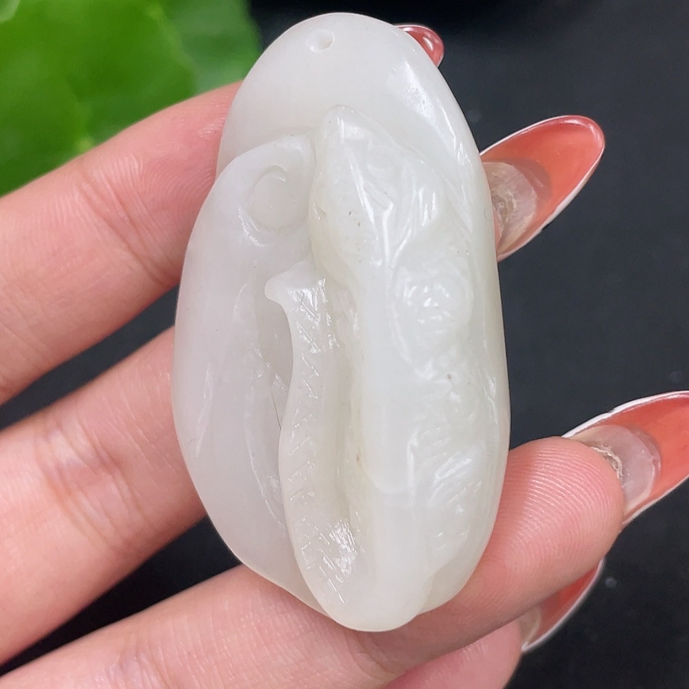 H34063529 Hetian Jade Pendant       Unrivaled by Past        Total Weight Approx. 31.8g