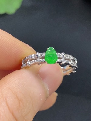 F26970483 Jadeite Inlaid Ring 18k Size 14 Total Weight Approx. 3g