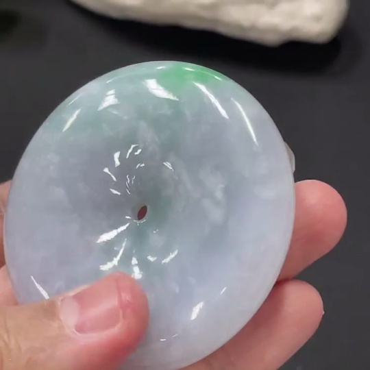 F33874347 JadeitePeace Pendant
