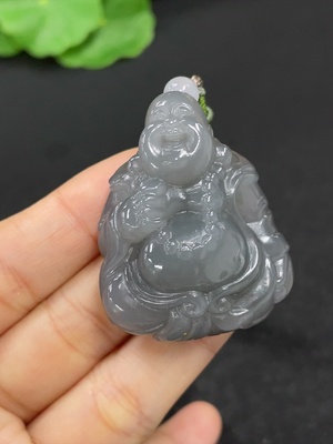H46560070 和田玉挂件   佛公    货品总重约（含绳）28.1g   配珠非和田玉