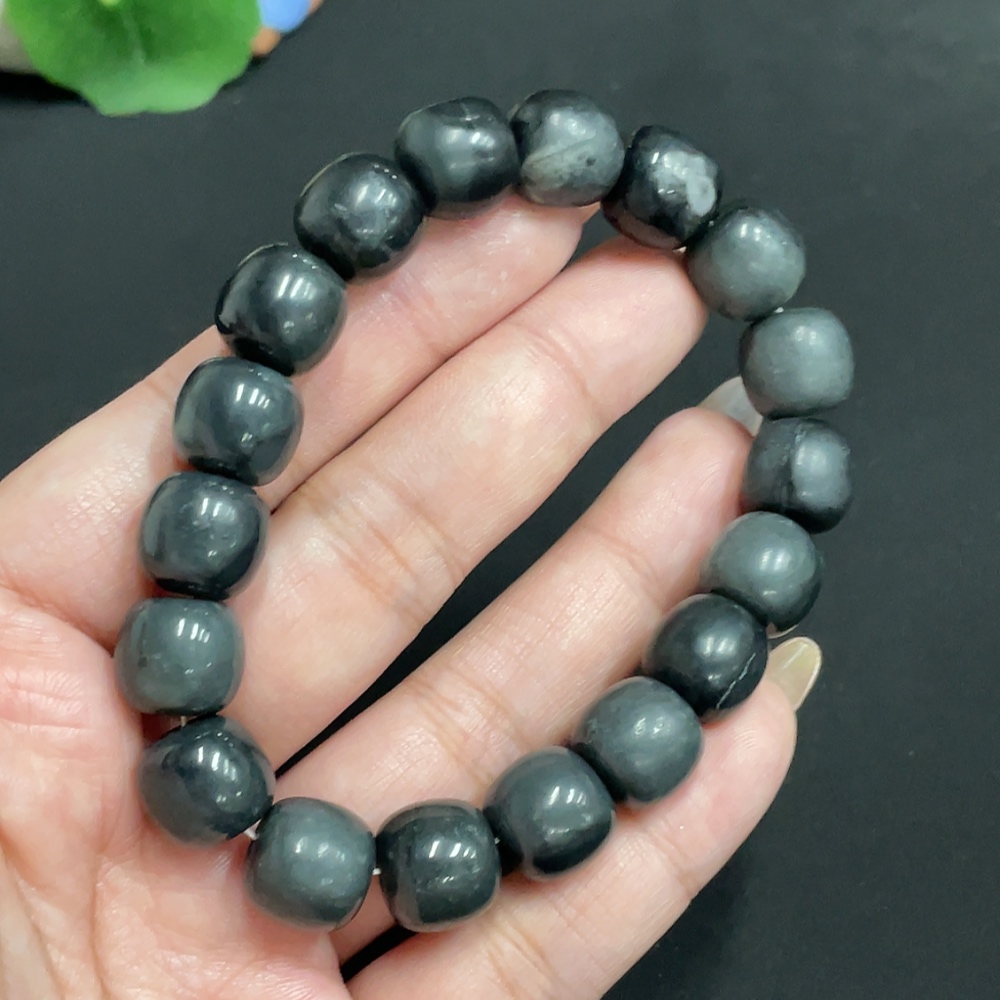 H31677581 Hetian Jade Bracelet, Approx. 11.7mm, Total Weight Approx. 51g