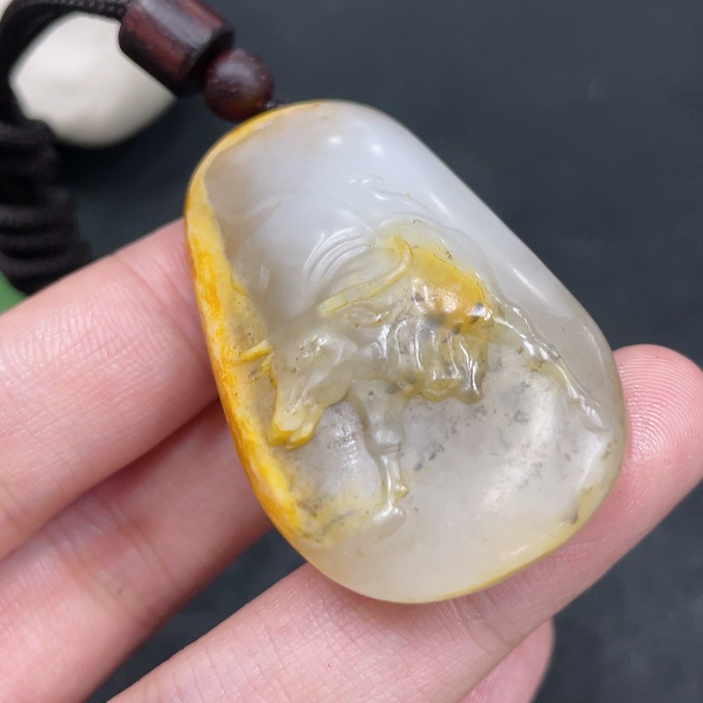 H31582620 Hetian Jade Pendant Ox Undetermined Leather Color Causation Total Weight Approx. (Including Rope) 26.4g